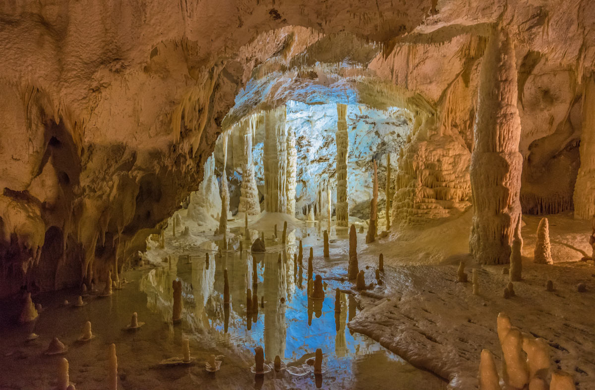 Grotte di Frasassi, Marche