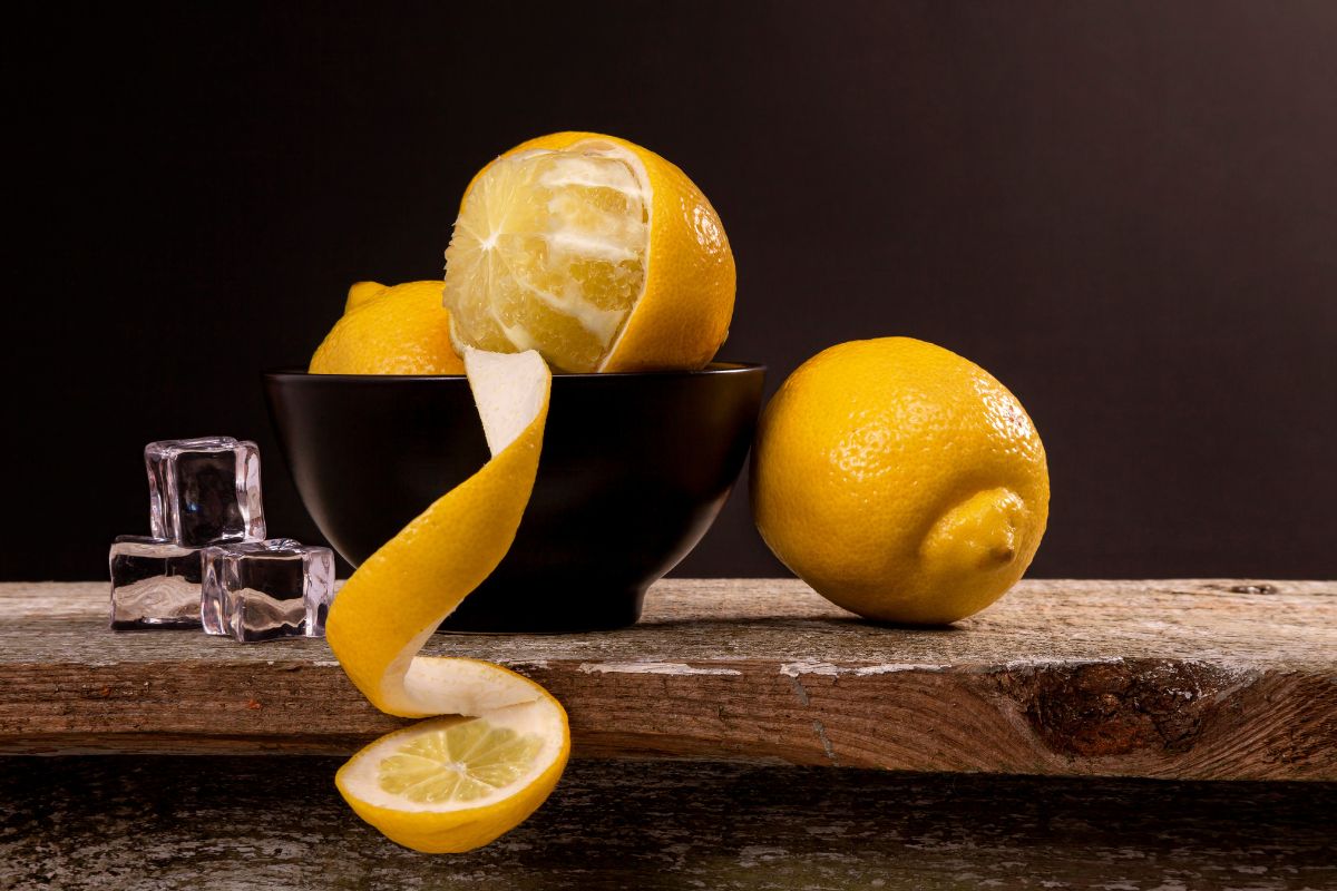 Utilizzi della buccia di limone in casa e in cucina